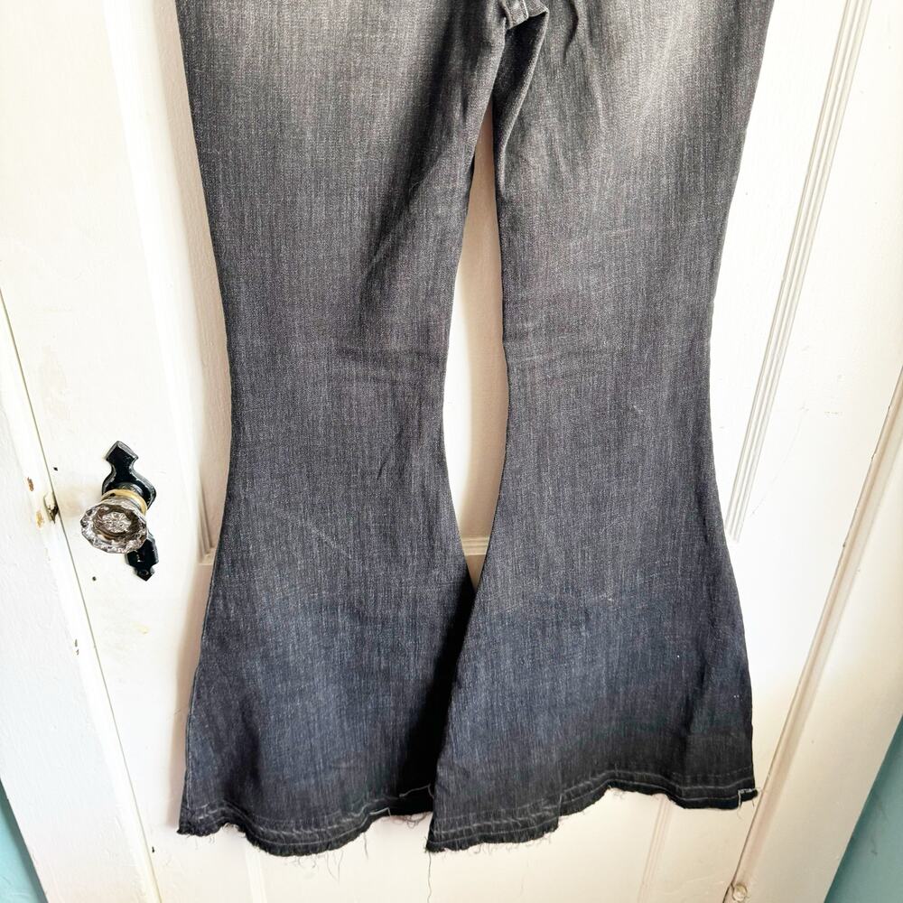 Free People We the Free Irreplaceable Dramatic Bell Flare Dropped Hem Jeans 27 - Picture 9 of 11